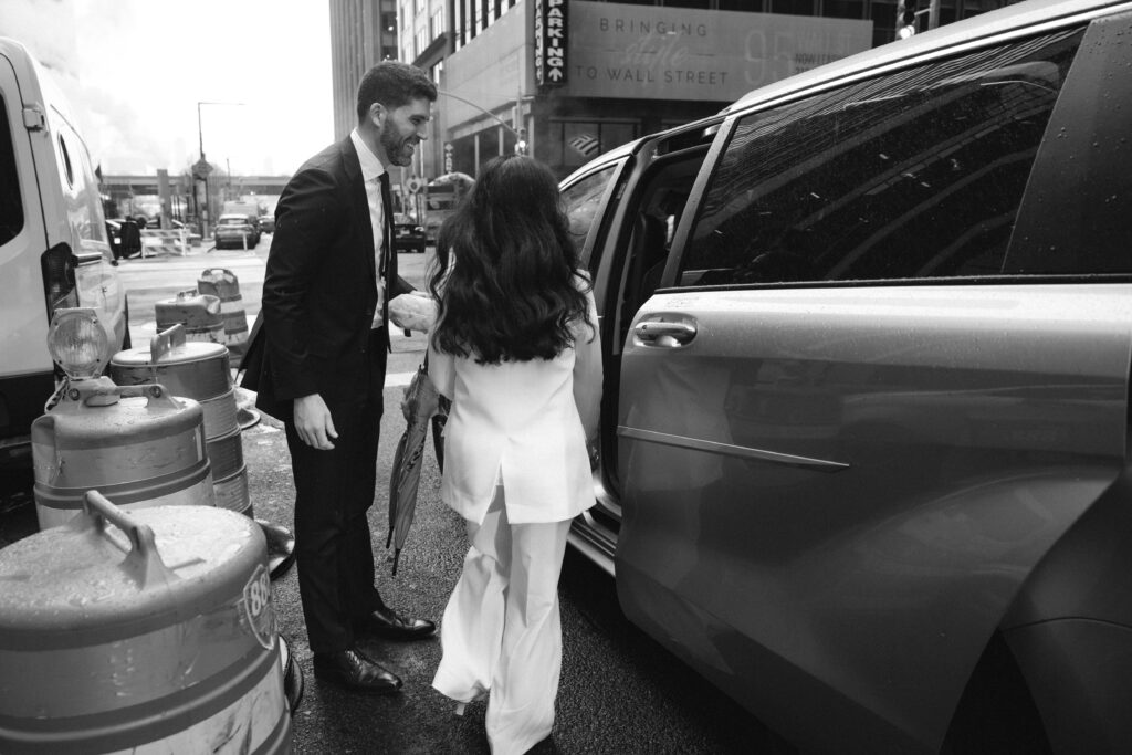 Couple photographed at nyc by nyc elopement photographer