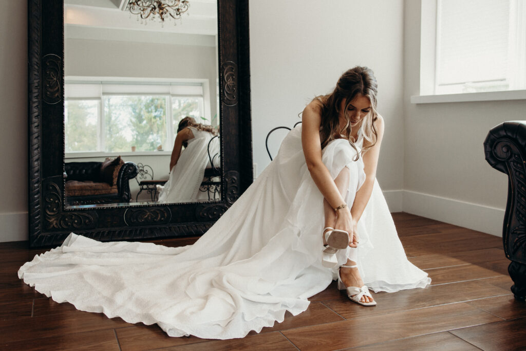 Bride getting ready at Perona Farms NJ