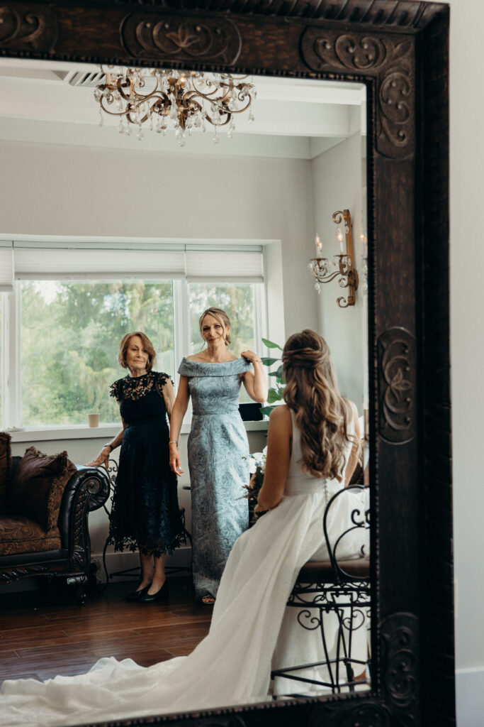 Bride getting ready at Perona Farms NJ