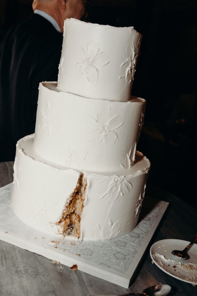 Cake cutting at Perona Farms NJ
