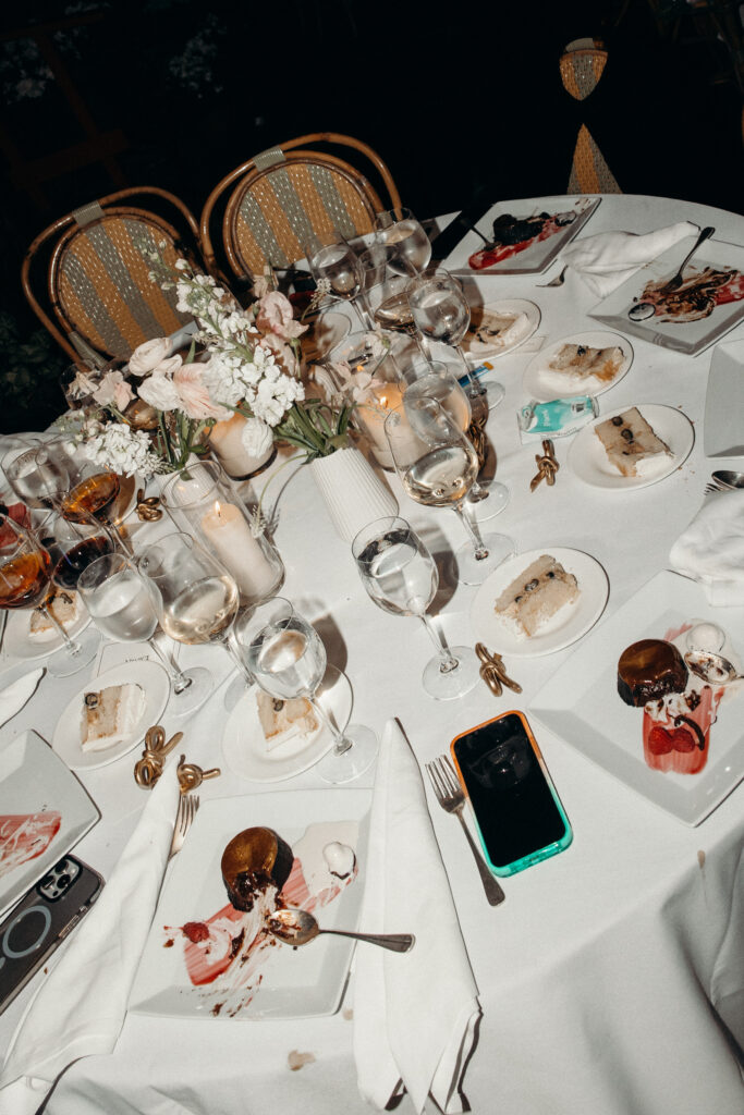 NYC wedding photographer captures evening reception at The River Café NYC