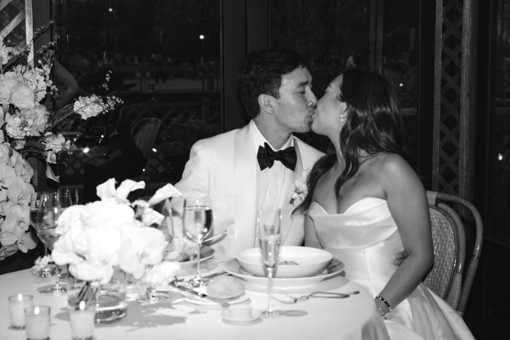 NYC wedding photographer captures evening reception at The River Café NYC