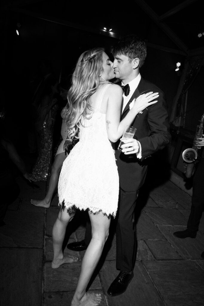 NYC wedding photographer captures evening reception at 620 Loft & Garden
