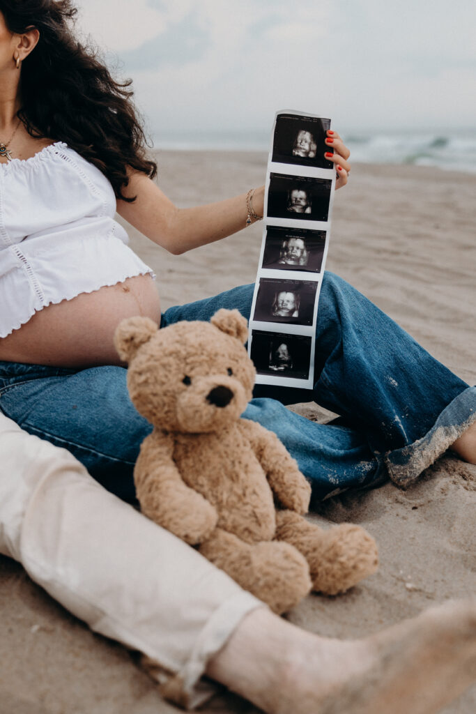 Maternity Photos at Spring Lake by New Jersey Photographer