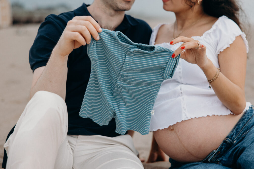 Maternity Photos at Spring Lake by New Jersey Photographer