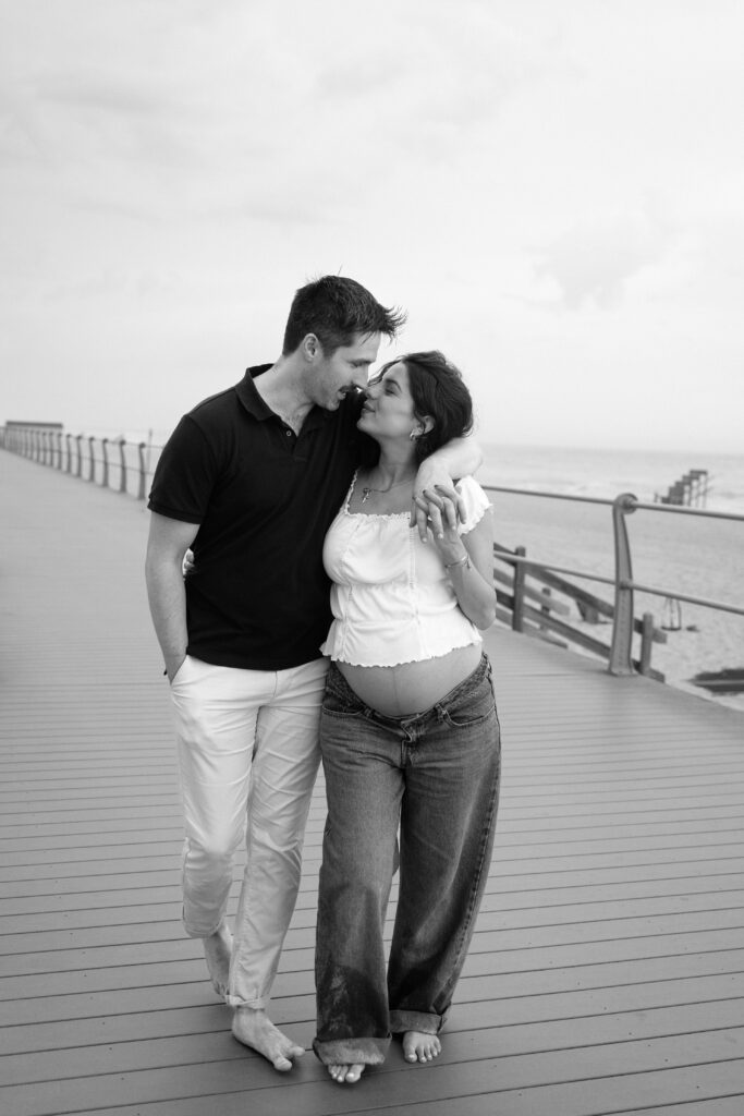 Maternity Photos at Spring Lake by New Jersey Photographer