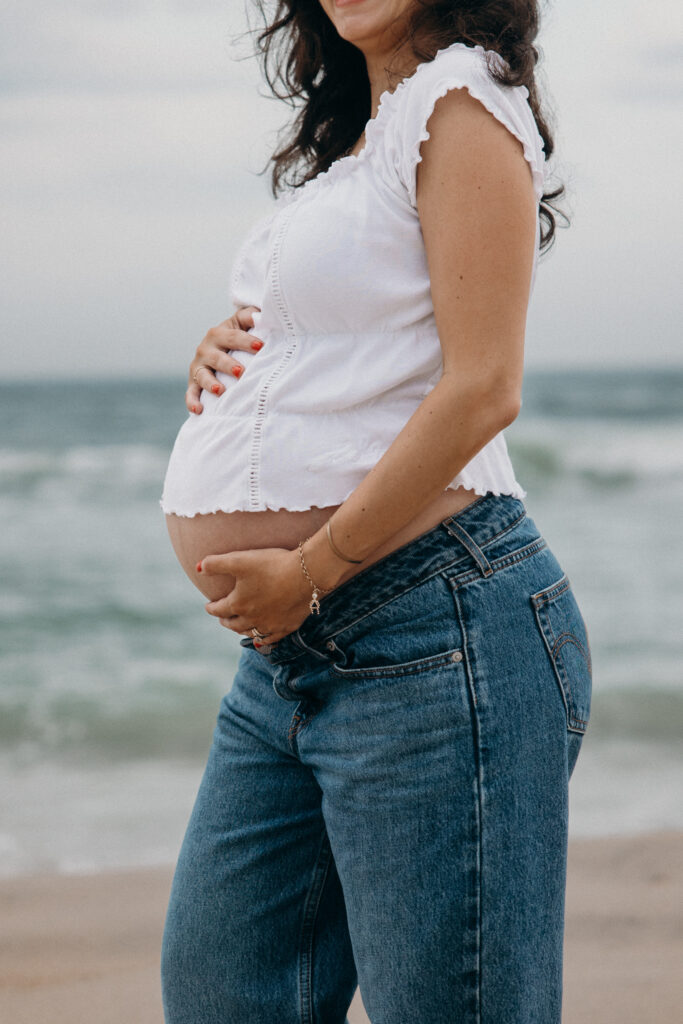 Maternity Photos at Spring Lake by New Jersey Photographer