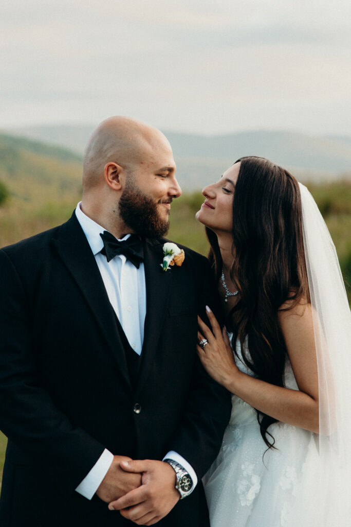 Couple portraits at Stonewall Estate wedding