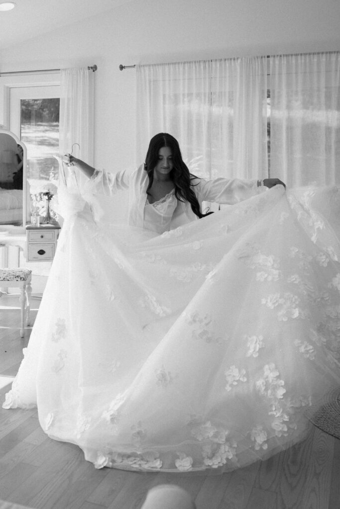 Bride getting ready at Stonewall Estate