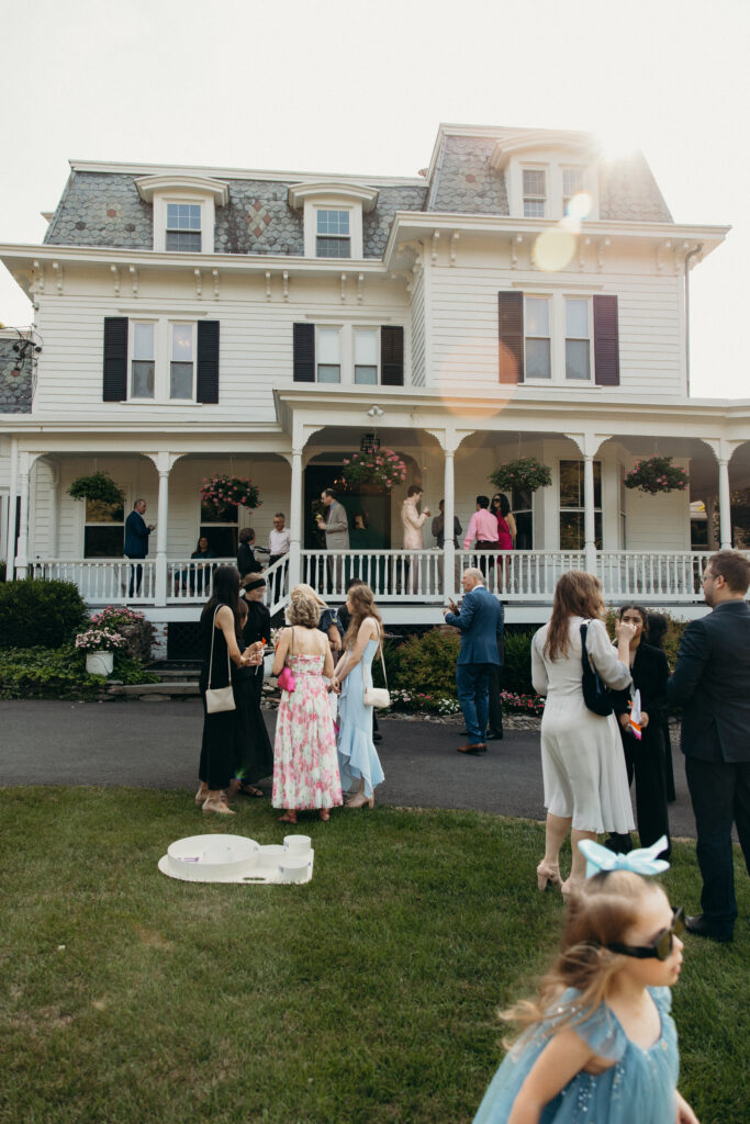 New york wedding photographer captures cocktail hour at Mountainville Manor wedding