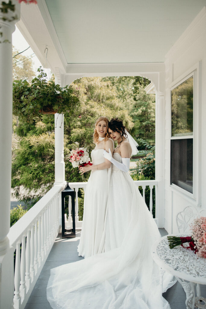 Couple portraits at Mountainville Manor