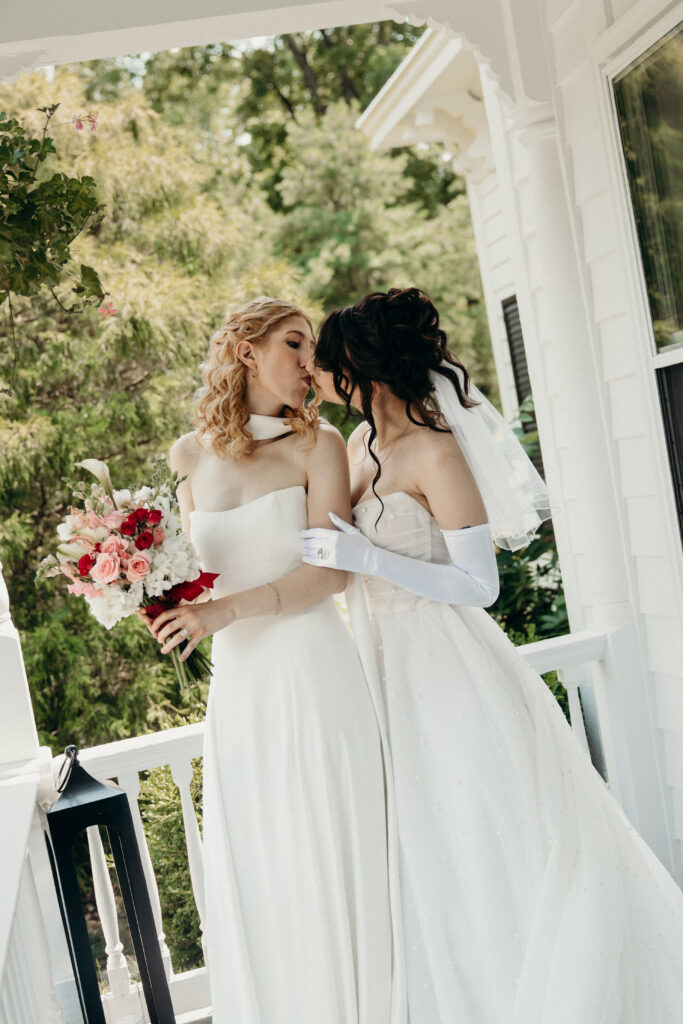 Couple portraits at Mountainville Manor