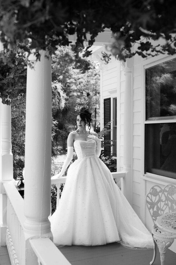 Bridal portraits at Mountainville Manor