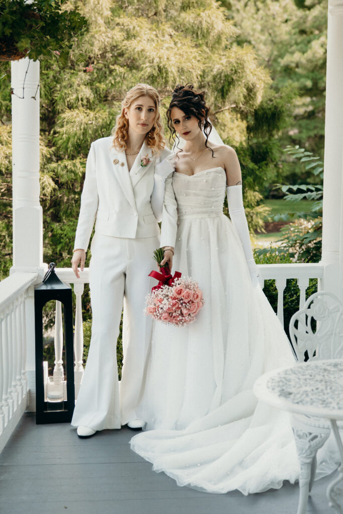 Couple portraits at Mountainville Manor