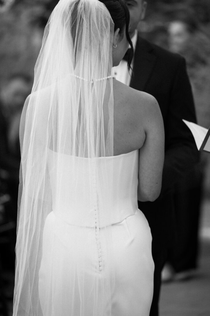 Wedding veil at the Radio Star wedding