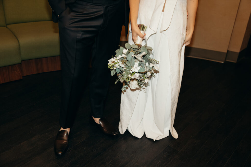 Elopement details at NYC City Hall