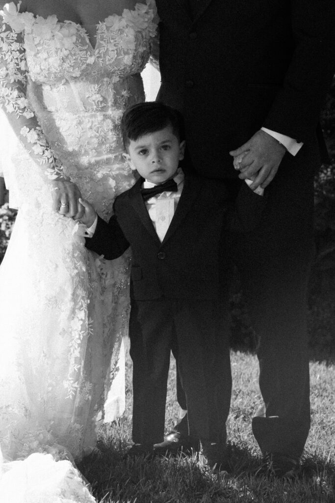 Family photo at Sea Cliff Manor wedding by New York wedding photographer