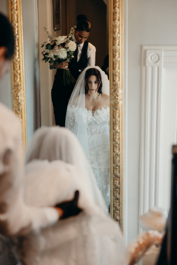 Bride getting ready at Sea Cliff Manor 