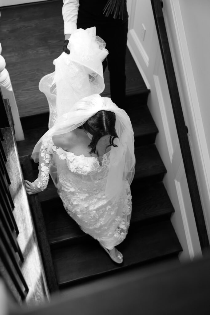 Bride getting ready at Sea Cliff Manor 