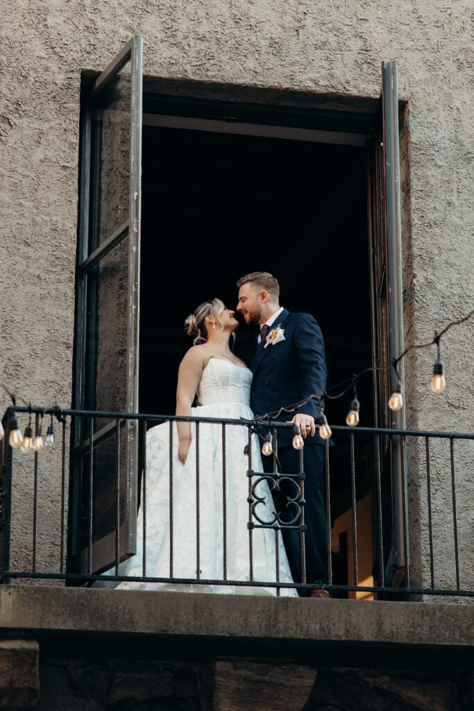 Wedding couple portraits at Arrow Park New York by a New York wedding photographer