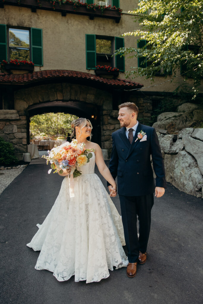 Wedding couple portraits at Arrow Park New York by a New York wedding photographer
