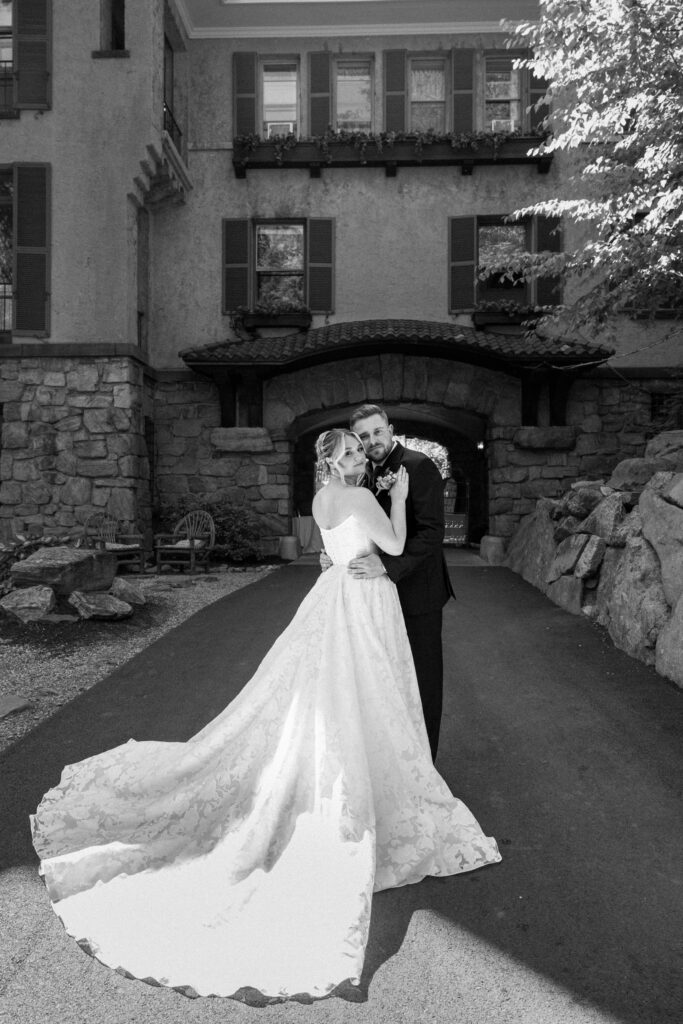 Wedding couple portraits at Arrow Park New York by a New York wedding photographer