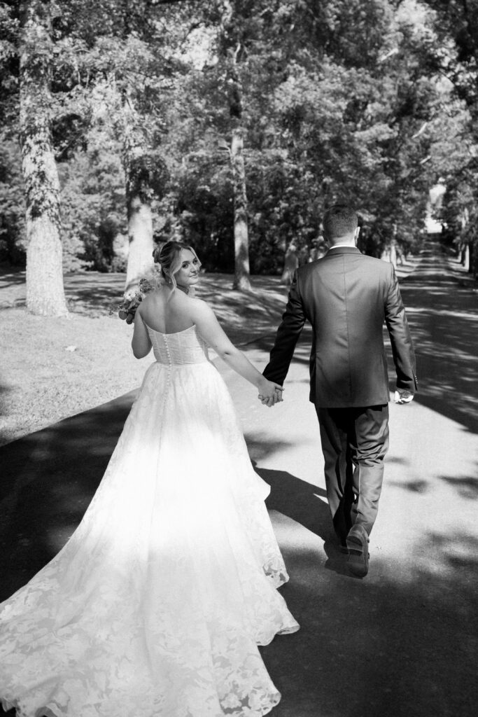 Wedding couple portraits at Arrow Park New York by a New York wedding photographer