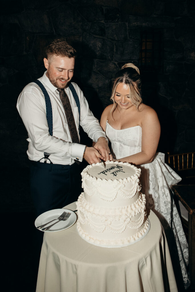 Cake Cutting at Arrow Park, New York