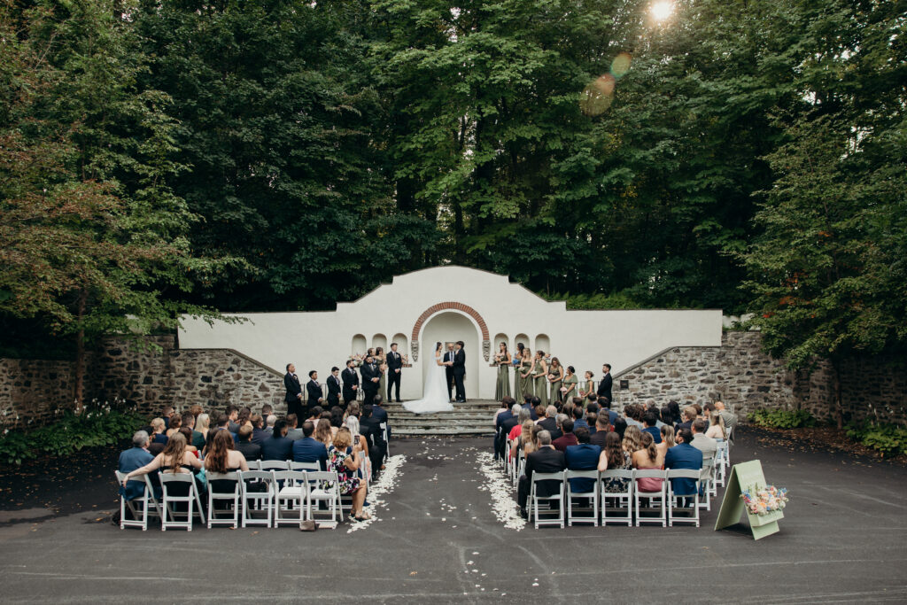 Wedding ceremony at The Willows in New York