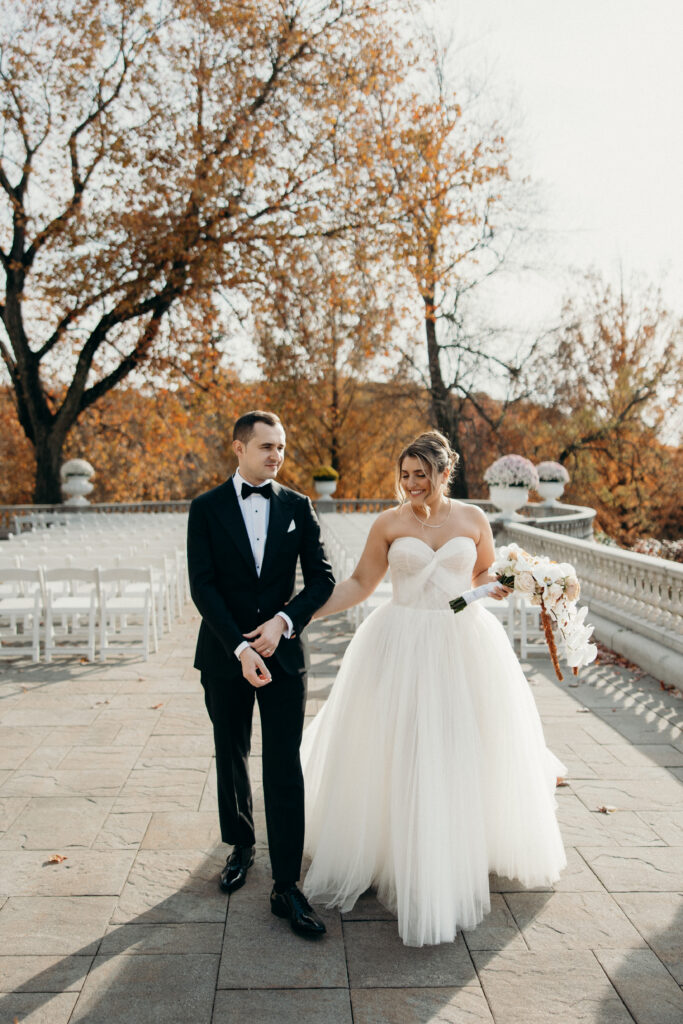 Wedding couple portraits at Tarrytown House Estate by a New York wedding photographer