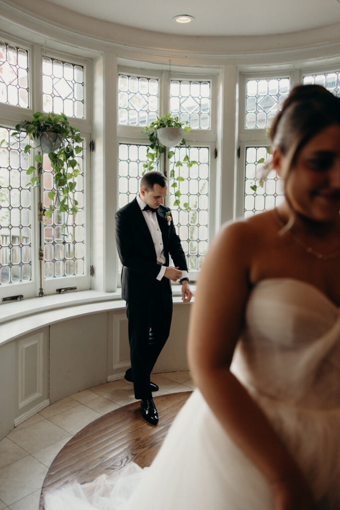 Groom portraits at Tarrytown House Estate by a New York wedding photographer