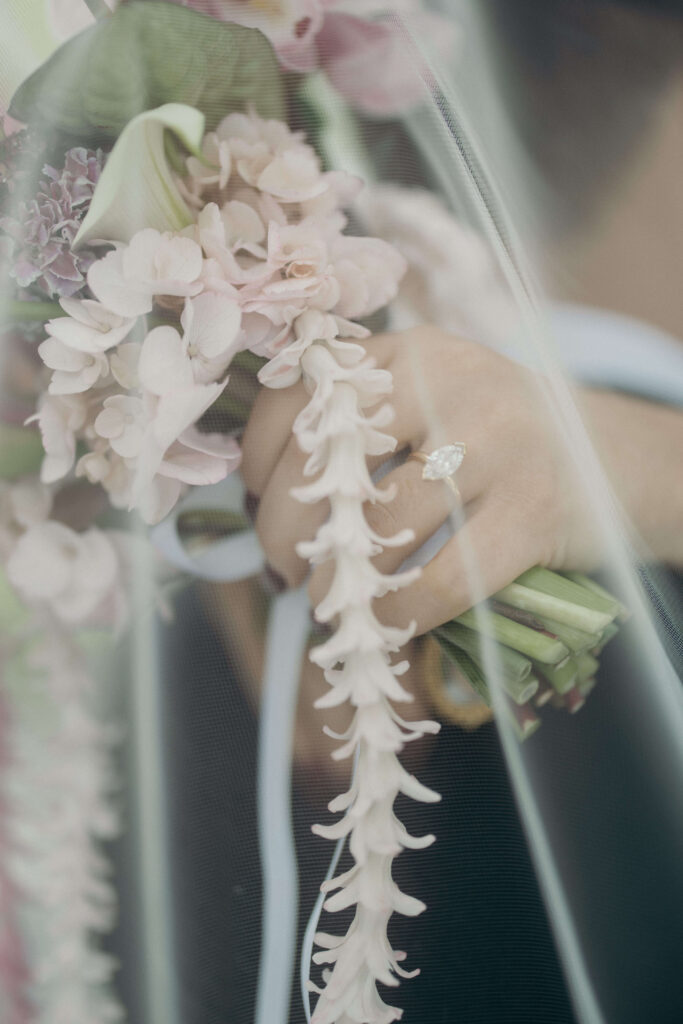 Wedding couple portraits at The Ashford Estate by a New Jersey wedding photographer