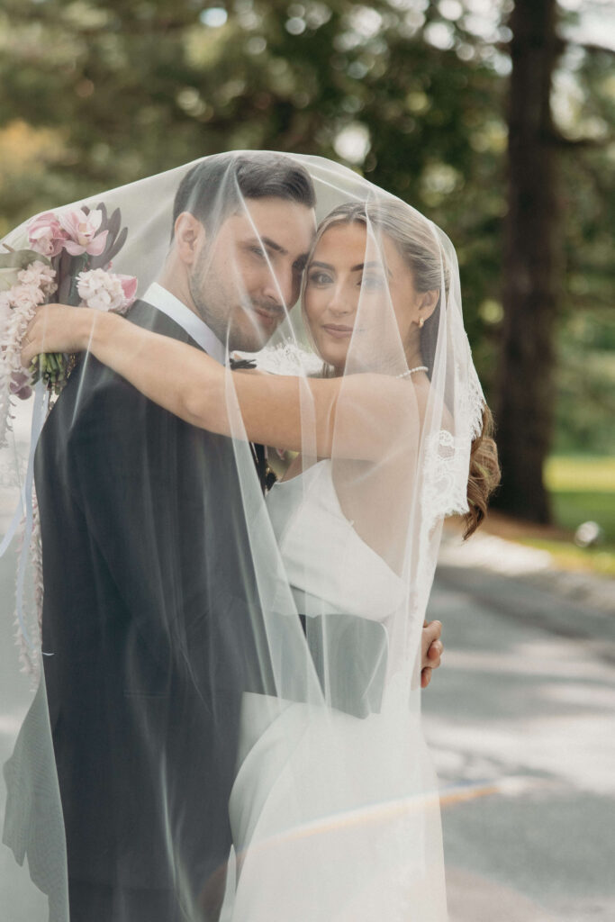 Wedding couple portraits at The Ashford Estate by a New Jersey wedding photographer