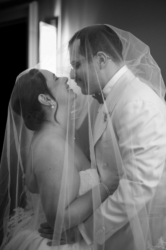 Wedding couple portraits at Le Bilboquet by a Manhattan wedding photographer