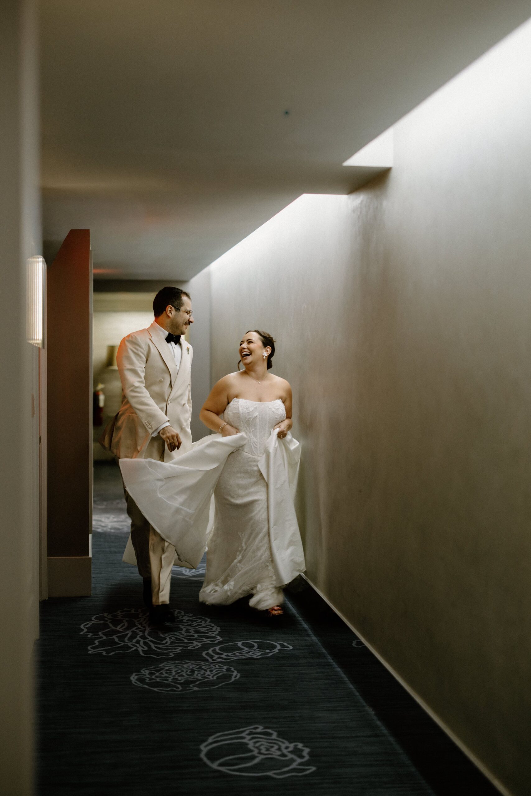 Wedding couple portraits at Le Bilboquet by a Manhattan wedding photographer