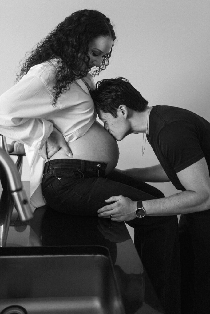 Maternity Photos at 440 Kent Ave by a Brooklyn Photographer