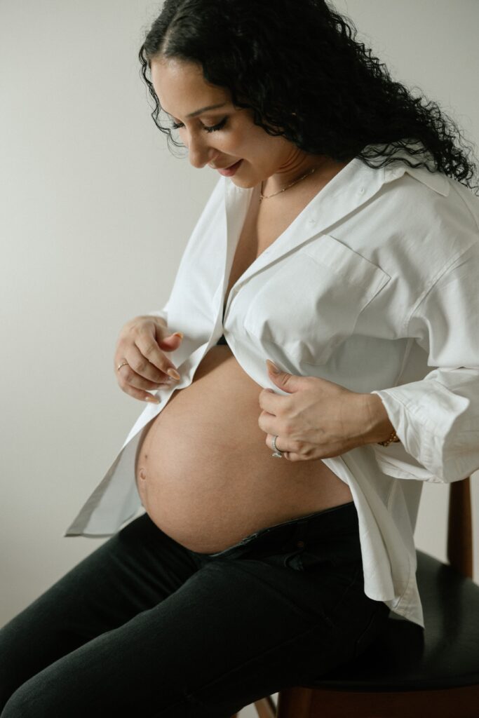 Maternity Photos at 440 Kent Ave by a Brooklyn Photographer