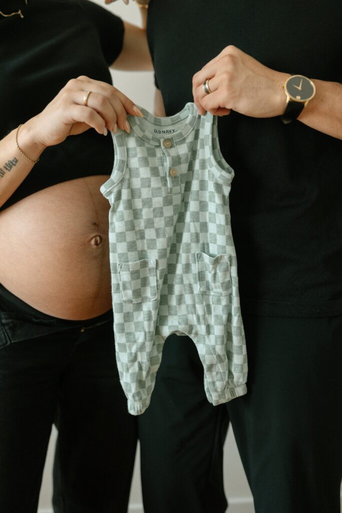 Maternity Photos at 440 Kent Ave by a Brooklyn Photographer