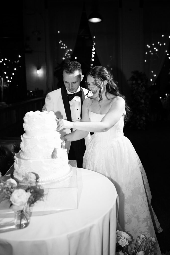 Cake cutting at Battello