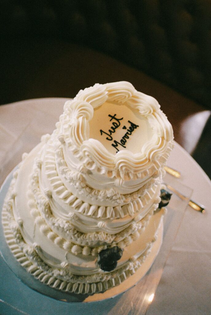 Cake cutting at Battello